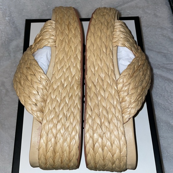 NWT J/SLIDES QUIVER Natural Raffia Sandal - Picture 13 of 15